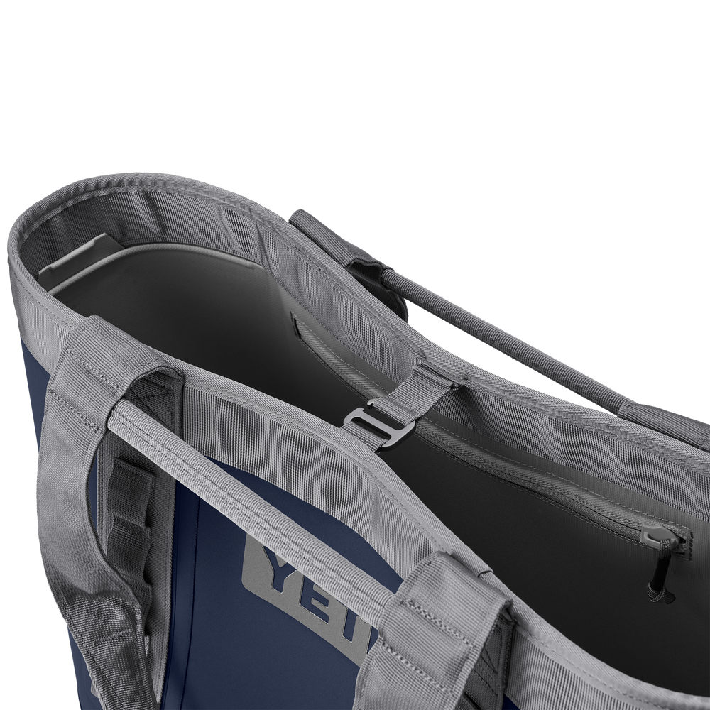 
                  
                    Camino Carryall 35L
                  
                